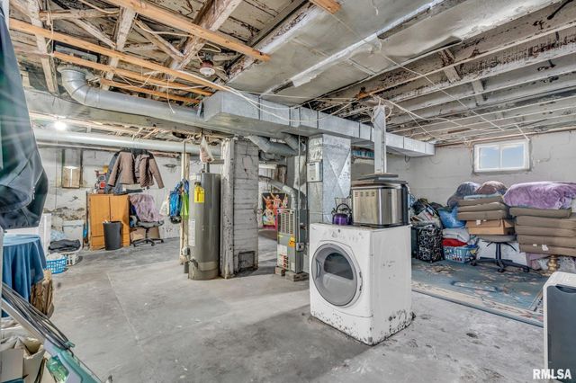 902 44TH Street, Rock Island, IL 61201