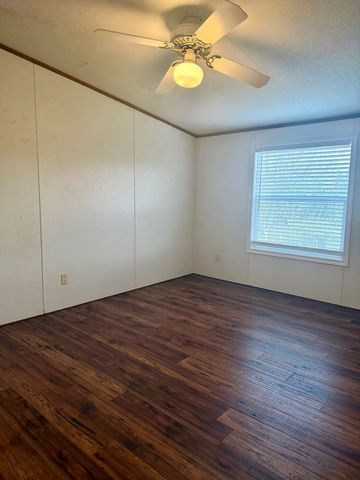 245 Codrington, Kerrville, TX 78028