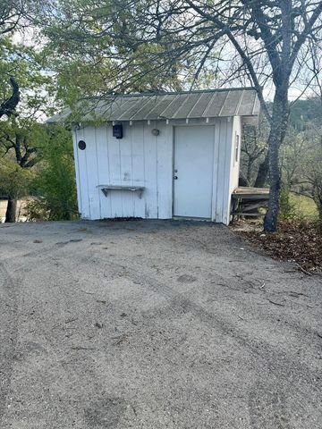 245 Codrington, Kerrville, TX 78028