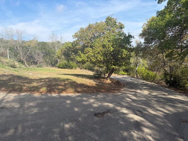 245 Codrington, Kerrville, TX 78028