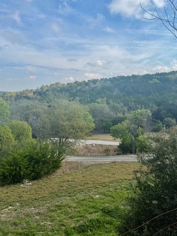 245 Codrington, Kerrville, TX 78028