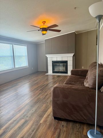 245 Codrington, Kerrville, TX 78028