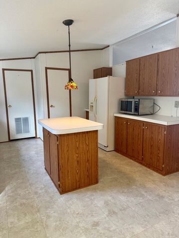 245 Codrington, Kerrville, TX 78028