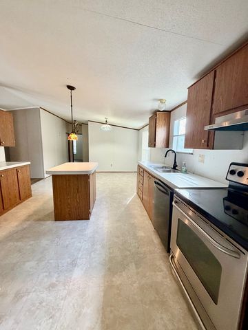 245 Codrington, Kerrville, TX 78028