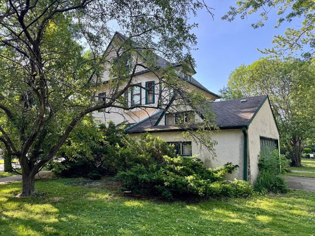 4545 N Mozart Street, Chicago, IL 60625