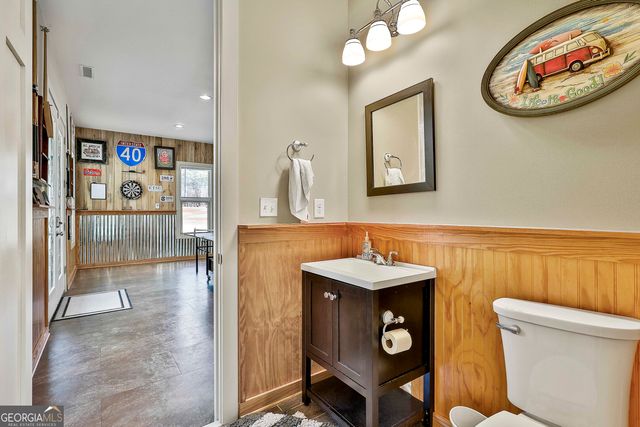 2161 Bear Creek Road, Moreland, GA 30259