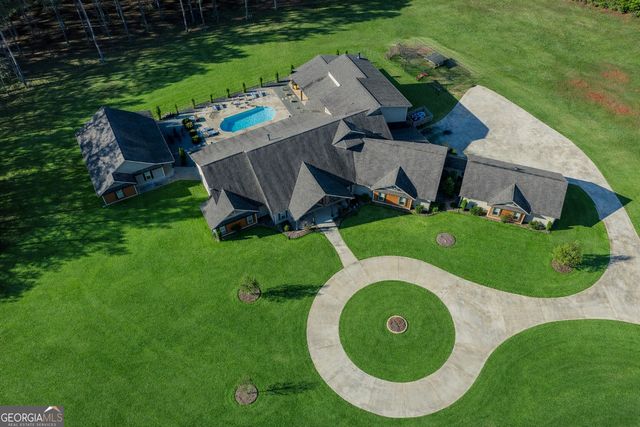 2161 Bear Creek Road, Moreland, GA 30259