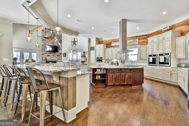 2161 Bear Creek Road, Moreland, GA 30259