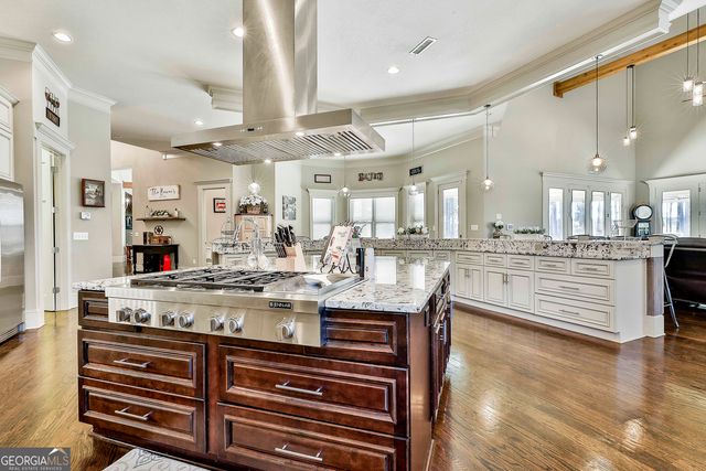 2161 Bear Creek Road, Moreland, GA 30259