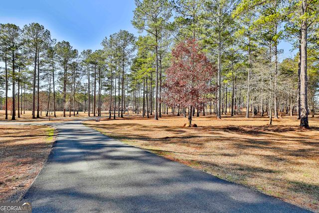 2161 Bear Creek Road, Moreland, GA 30259