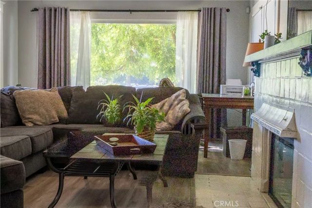 3463 E Kerckhoff, Fresno, CA 93702