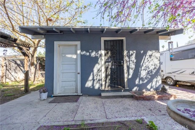 3463 E Kerckhoff, Fresno, CA 93702