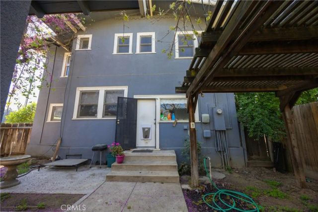 3463 E Kerckhoff, Fresno, CA 93702