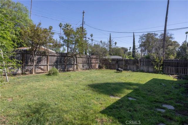 3463 E Kerckhoff, Fresno, CA 93702