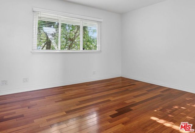 4186 Regal Oak Drive, Encino, CA 91436