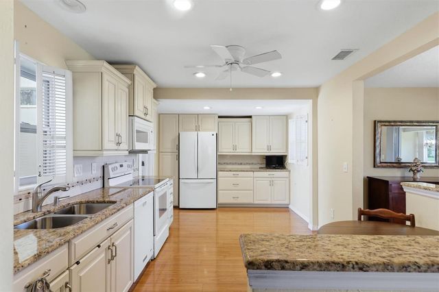 3262 BROCKTON LANE 608, Sarasota, FL 34239