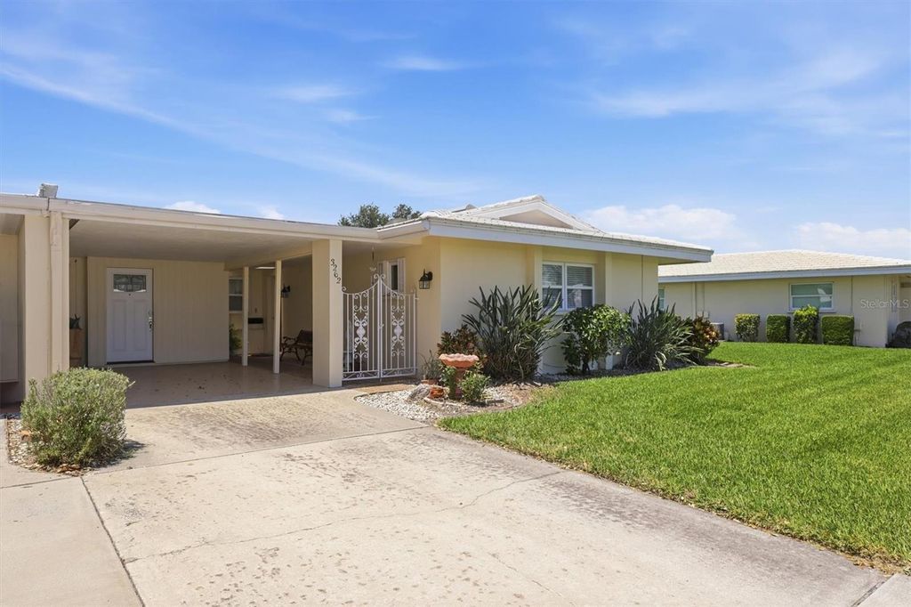 3262 BROCKTON LANE 608, Sarasota, FL 34239