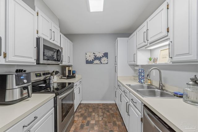 4224 Spanish Trail Pl, Pensacola, FL 32504