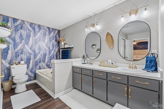 4224 Spanish Trail Pl, Pensacola, FL 32504