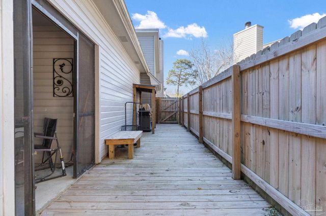 4224 Spanish Trail Pl, Pensacola, FL 32504