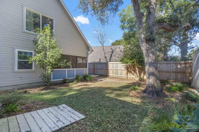 4224 Spanish Trail Pl, Pensacola, FL 32504