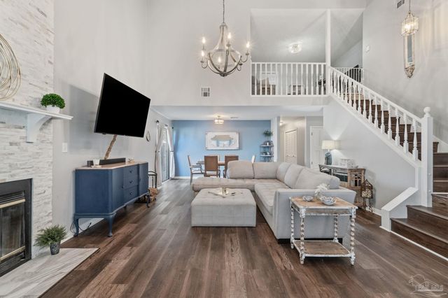 4224 Spanish Trail Pl, Pensacola, FL 32504