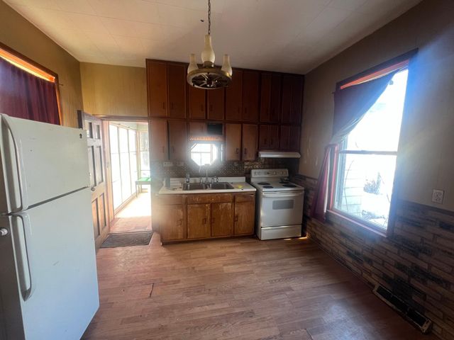 1069 Earl Street, Saint Paul, MN 55106