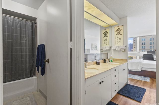 1212 Punahou Street 1108, Honolulu, HI 96826