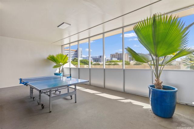 1212 Punahou Street 1108, Honolulu, HI 96826