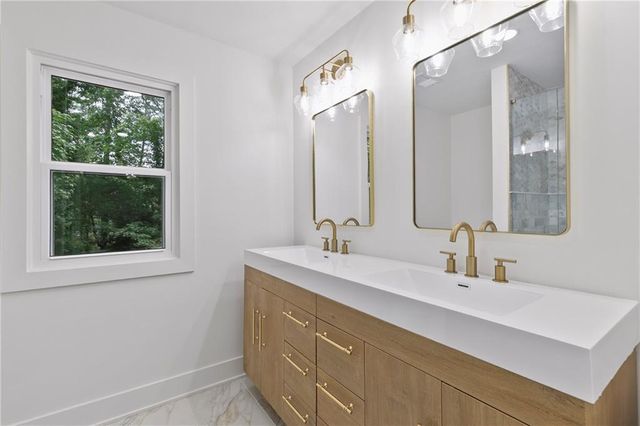 3010 Canton Hills Drive, Marietta, GA 30062
