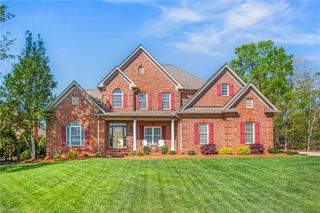 1032 Salem Village Lane, Clemmons, NC 27012