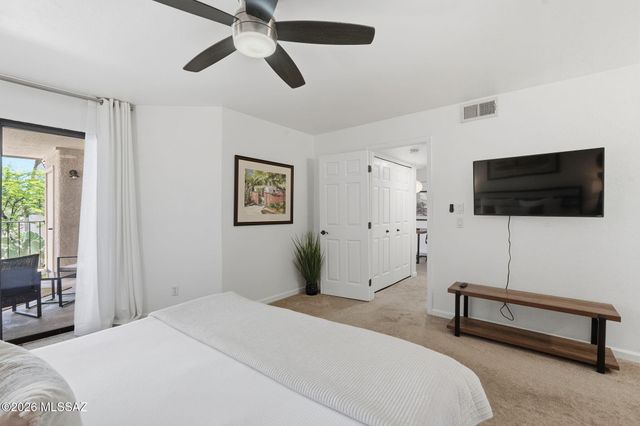 6490 N Tierra de las Catalinas Apt 91, Tucson, AZ 85718