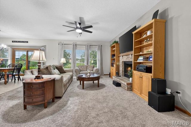 297 Grand Drive, O'fallon, MO 63366