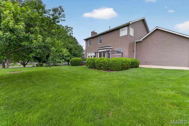 297 Grand Drive, O'fallon, MO 63366