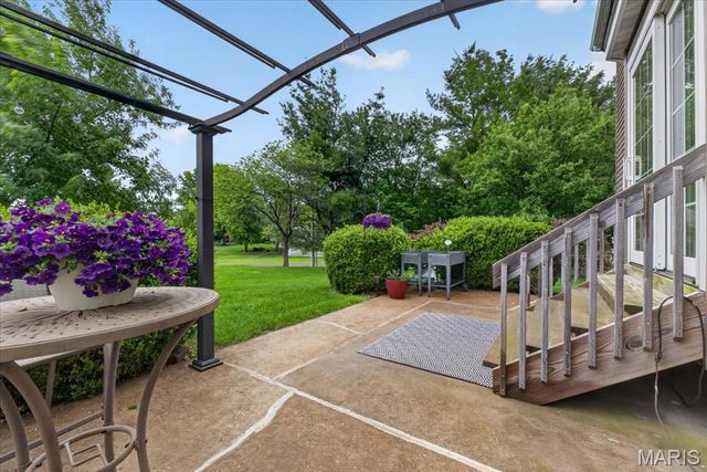 297 Grand Drive, O'fallon, MO 63366