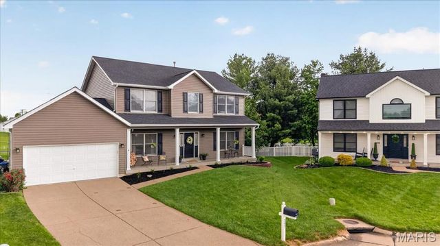 297 Grand Drive, O'fallon, MO 63366