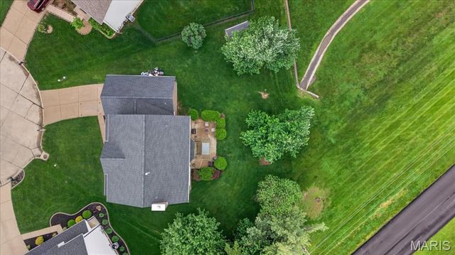 297 Grand Drive, O'fallon, MO 63366