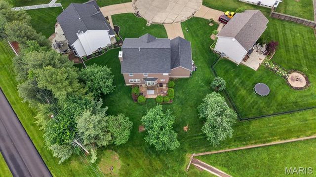 297 Grand Drive, O'fallon, MO 63366