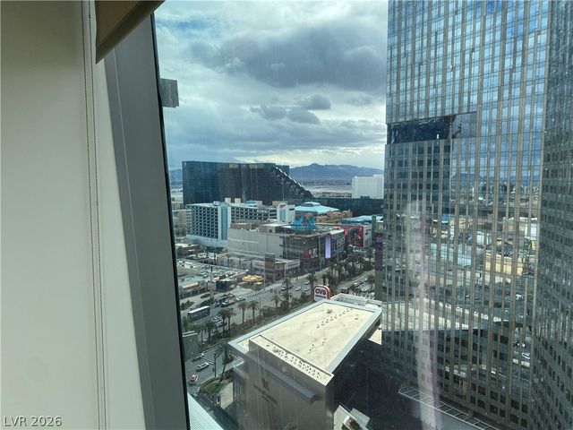 3722 Las Vegas Boulevard 1812, Las Vegas, NV 89158