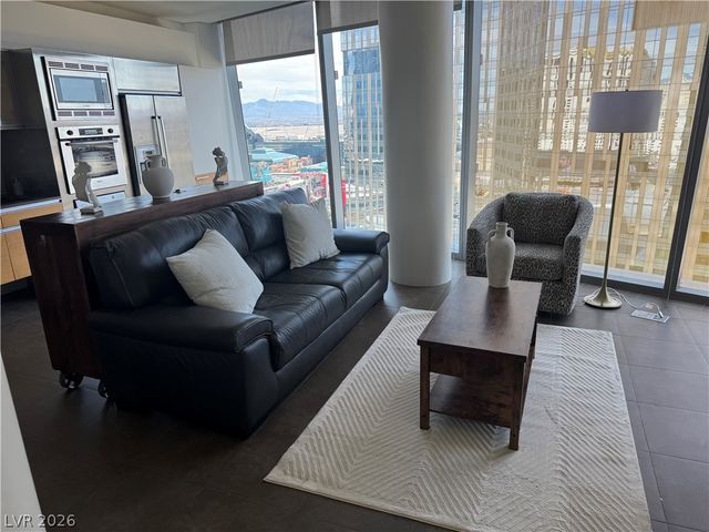 3722 Las Vegas Boulevard 1812, Las Vegas, NV 89158