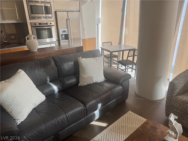 3722 Las Vegas Boulevard 1812, Las Vegas, NV 89158