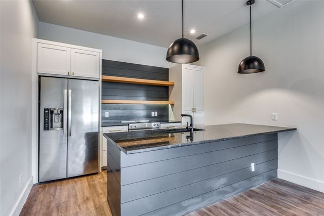 1322 Lipscomb Street 201, Fort Worth, TX 76104