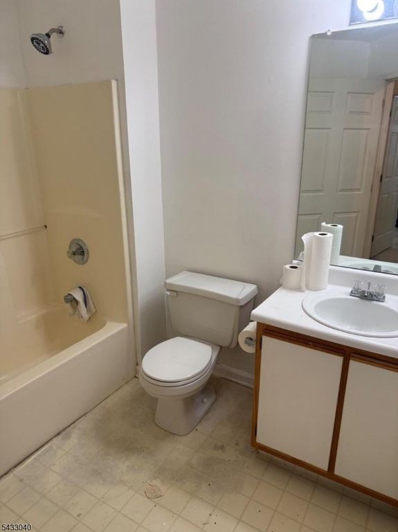 4909 Tudor Dr 4909, Pequannock Twp., NJ 07444 — photo 5