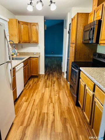 18 Russo Drive, Hamden, CT 06518