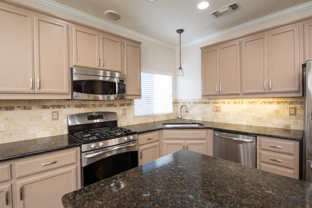 3601 Chant Dr, Modesto, CA 95355