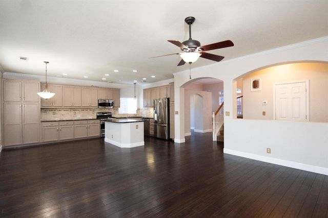 3601 Chant Dr, Modesto, CA 95355