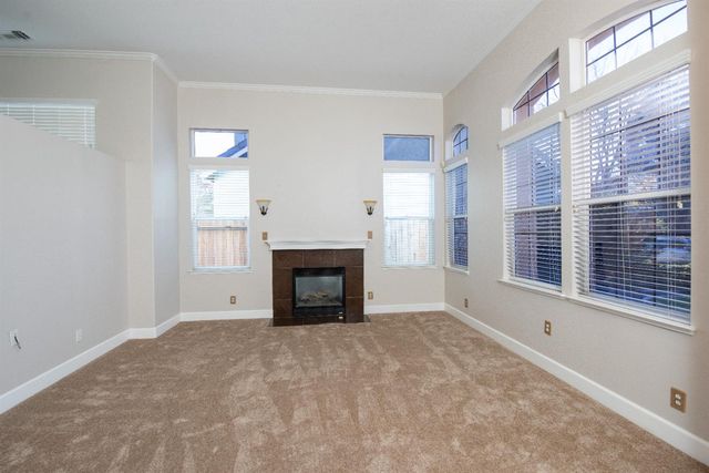 3601 Chant Dr, Modesto, CA 95355