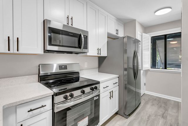 1530 Fort Johnson Road Apt 1k, Charleston, SC 29412