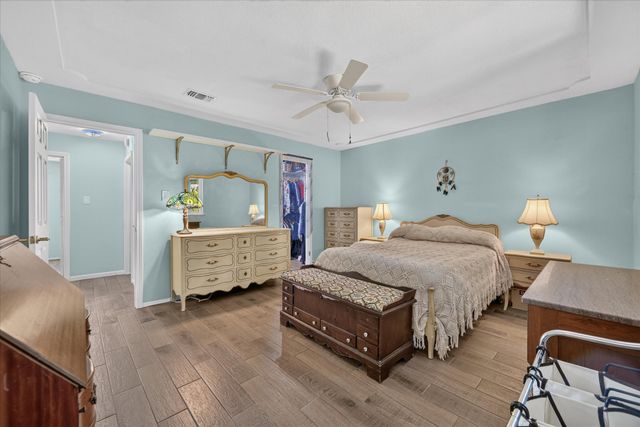 512 Park Center Boulevard, Saginaw, TX 76179