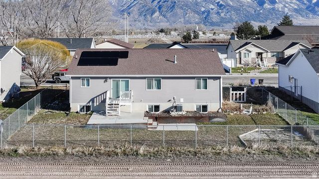 1086 S 150 W, Tremonton, UT 84337